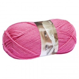 Pelote de fil à tricoter rose