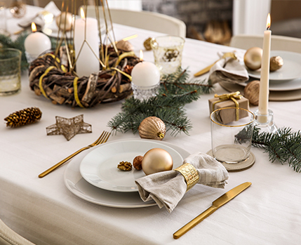 Réussir son nouvel an : vaisselle jetable, décoration de fête et cotillons